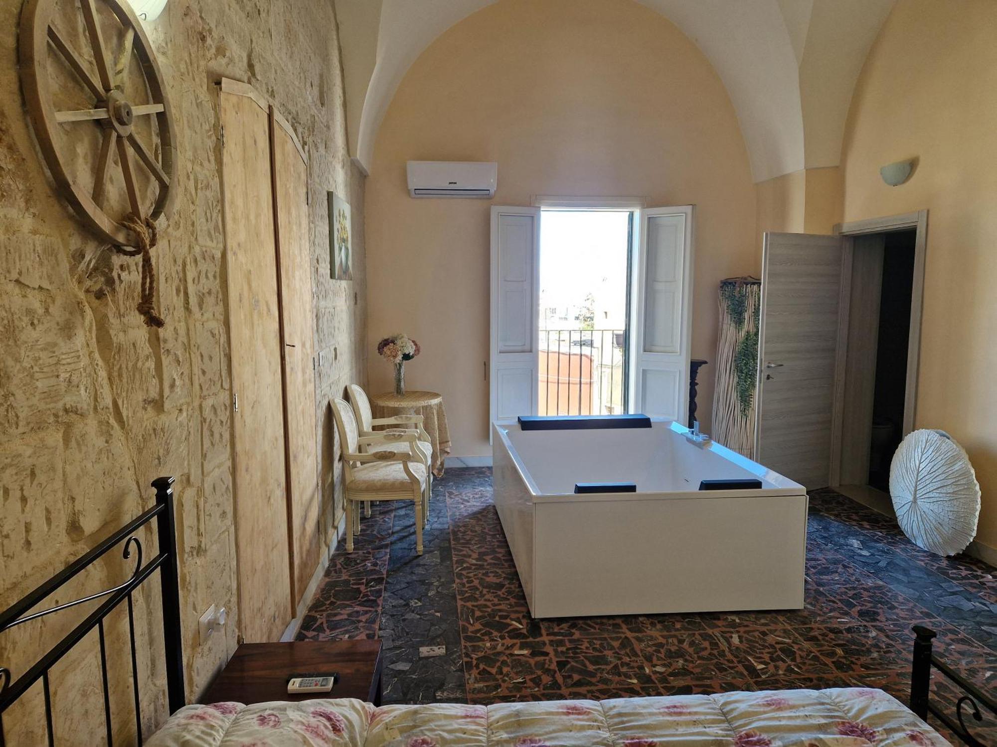 Palazzo Costantini San Donato di Lecce Exterior foto